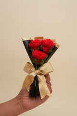 Mini 3 Red Rose bouquet