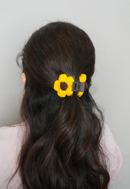 Crochet Hair Small Clutcher - Sunflower