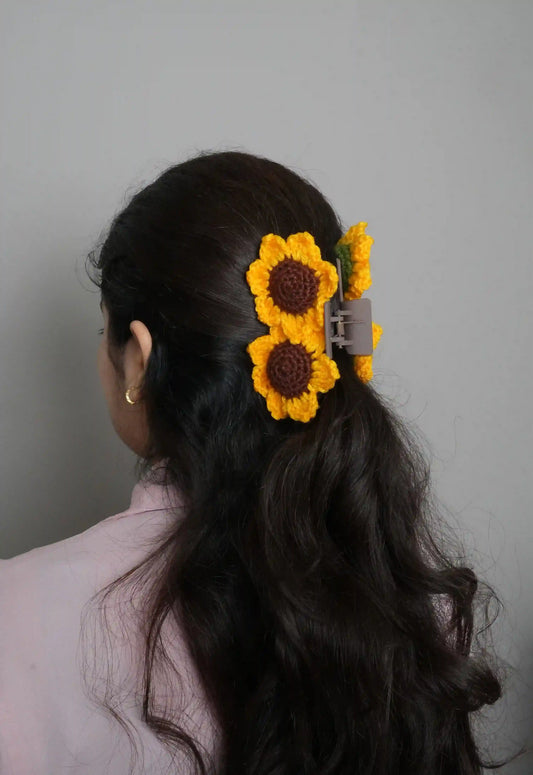 Crochet Hair Clutcher - Sunflower