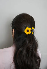 Crochet Hair Small Clutcher - Sunflower