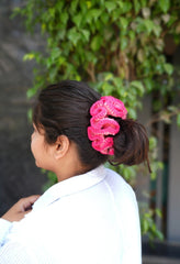 Crochet Hair Scrunchie - Pink