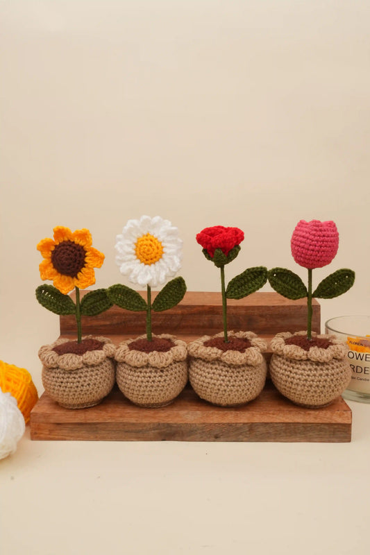 Set of Four Pots