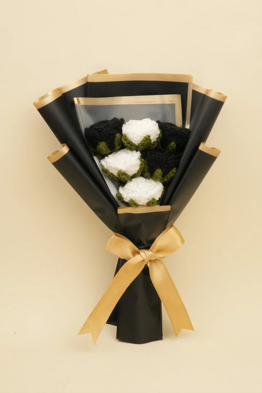 B&W Rose Bouquet