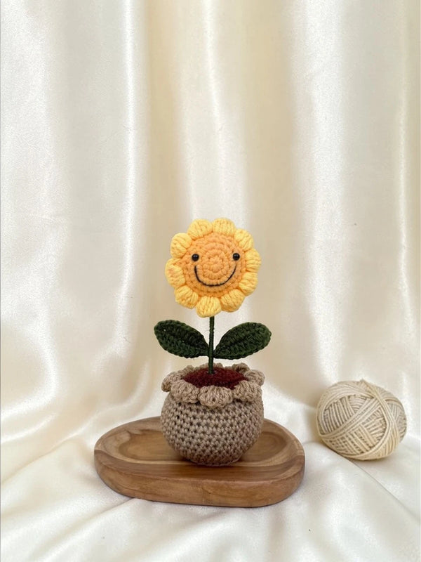 Smiley Sunflower Pot