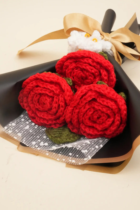 3 Red Roses with Forget-Me-Nots & Leaves