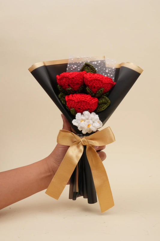 3 Red Roses with Forget-Me-Nots & Leaves