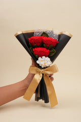 3 Red Roses with Forget-Me-Nots & Leaves